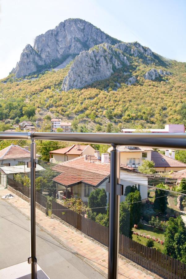 Раде 3-Враца Vratsa Luaran gambar