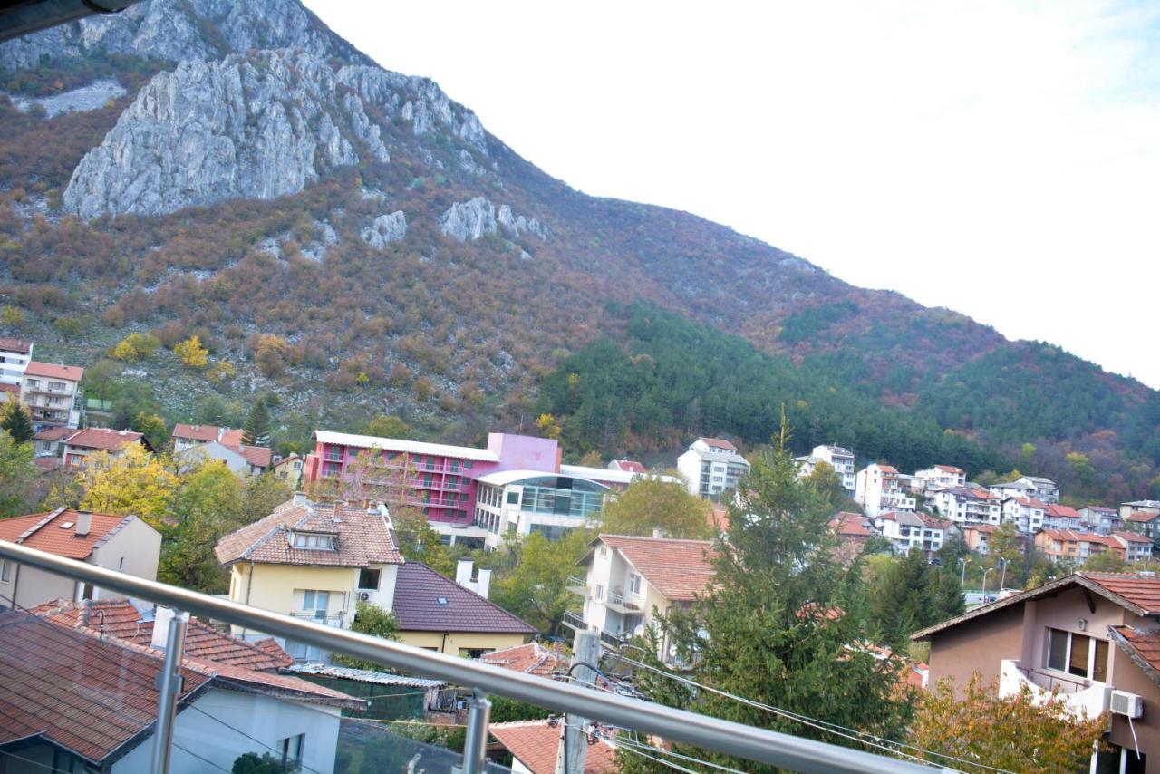 Раде 3-Враца Vratsa Luaran gambar
